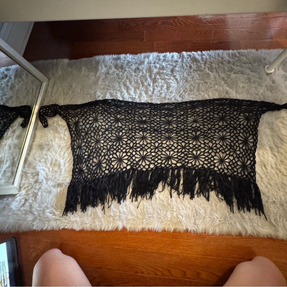 Urban Outfitters Out From Under Floral Crochet Sarong Cover-Up Black - Picture 8 of 11